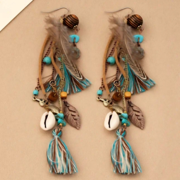 Jewelry - Vintage bohemian style drop earrings NIP